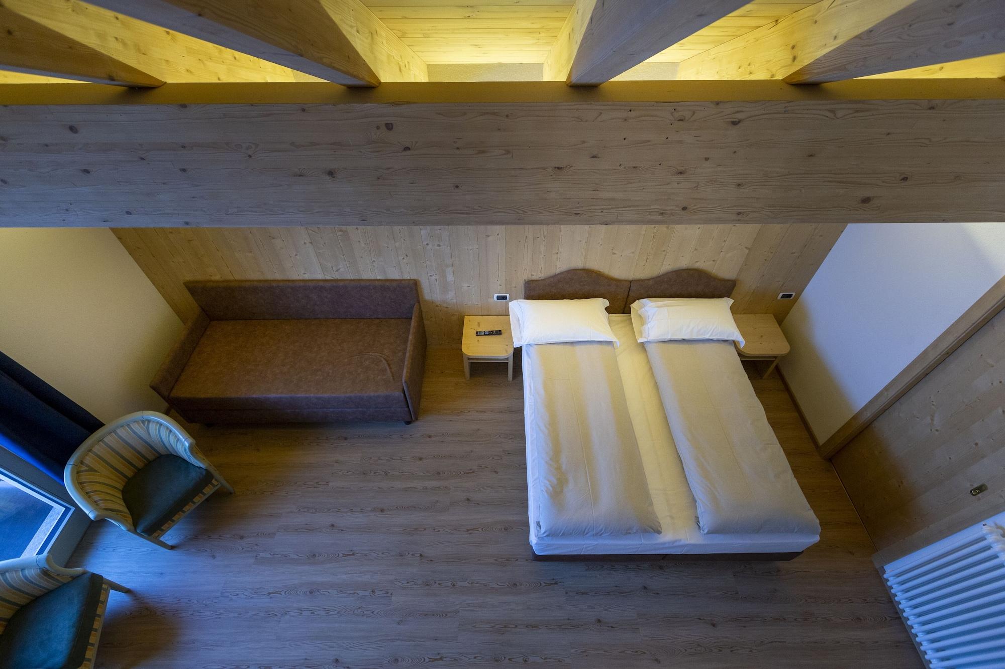 Hotel "La Suisse" Livigno Exterior photo