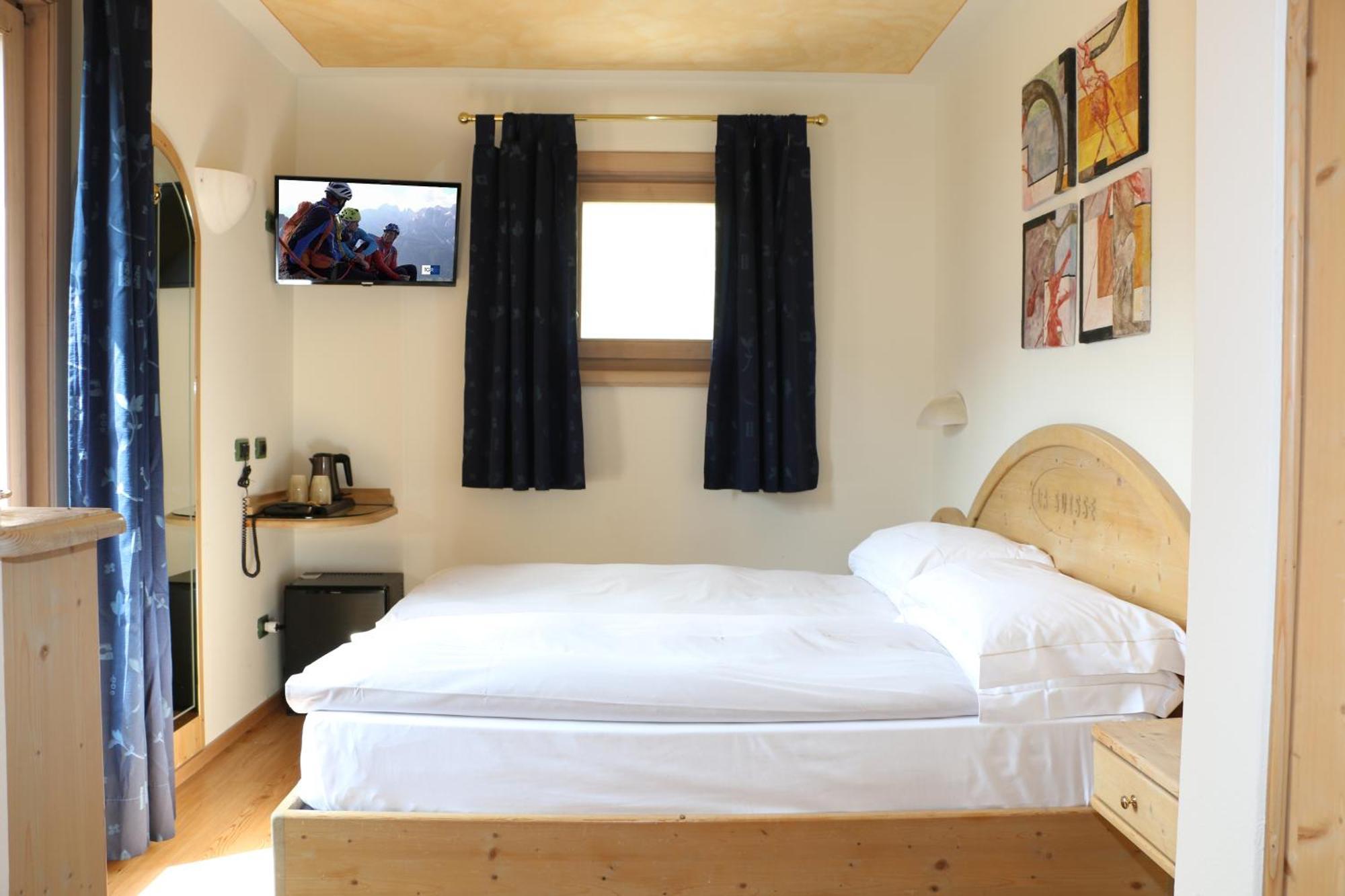 Hotel "La Suisse" Livigno Exterior photo